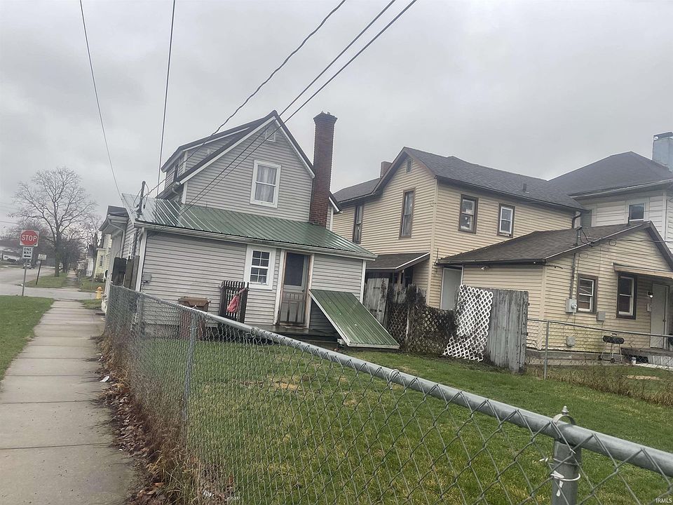 2nd image of 1630 E Market St