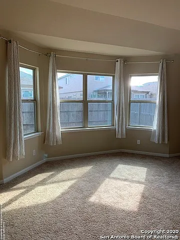 8418 Meadow Plns — Photo 16