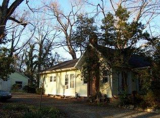 3 Davie Cir, Chapel Hill, NC 27514