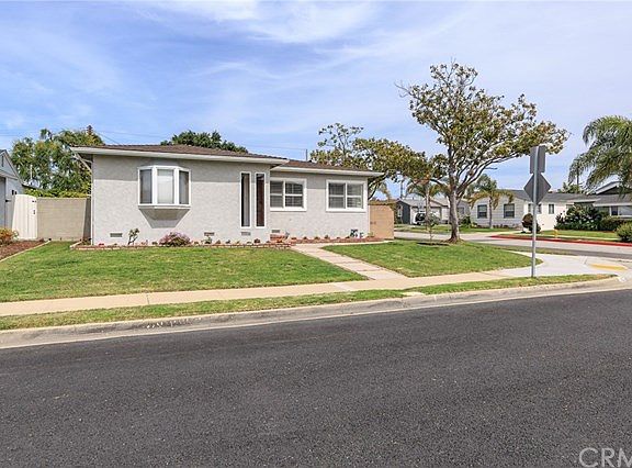 2nd image of 13734 Judah Ave