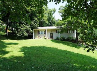 121 Bennett Rd, Newburgh, NY 12550