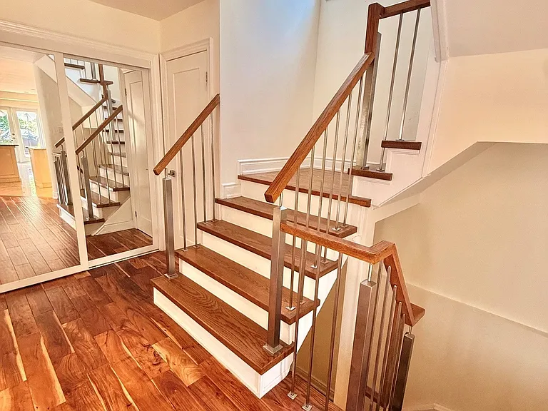 2197 Munns Ave — Photo 24