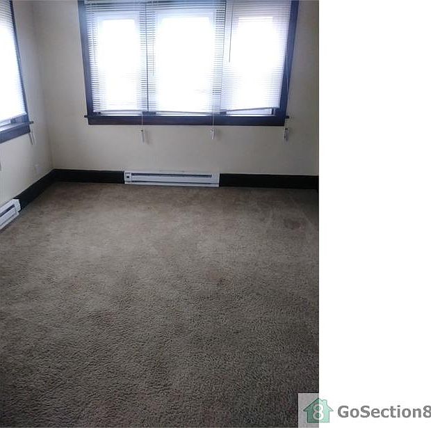 2nd image of 222 N 5th St APT 102