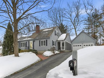 4 Nightingale Road, Nashua, NH, 03062