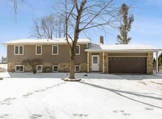 8069 71st Street Ct S, Cottage Grove, MN 55016