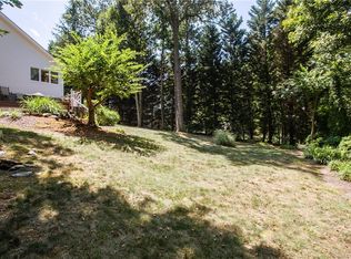 2444 Early Settlers Rd, North Chesterfield, VA 23235