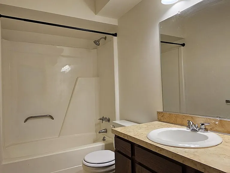 680 Wildwood Dr #680 — Photo 13