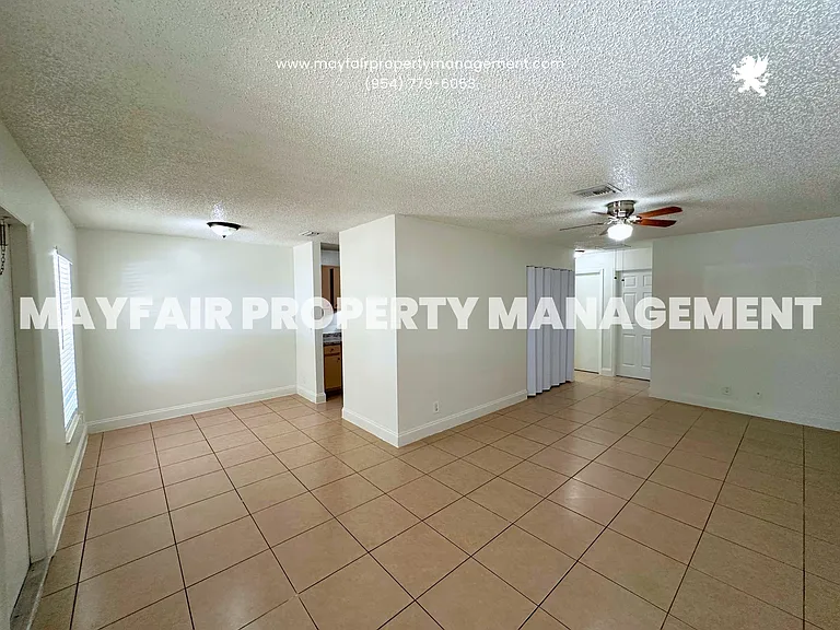5855 S 37th St #5857 — Photo 2