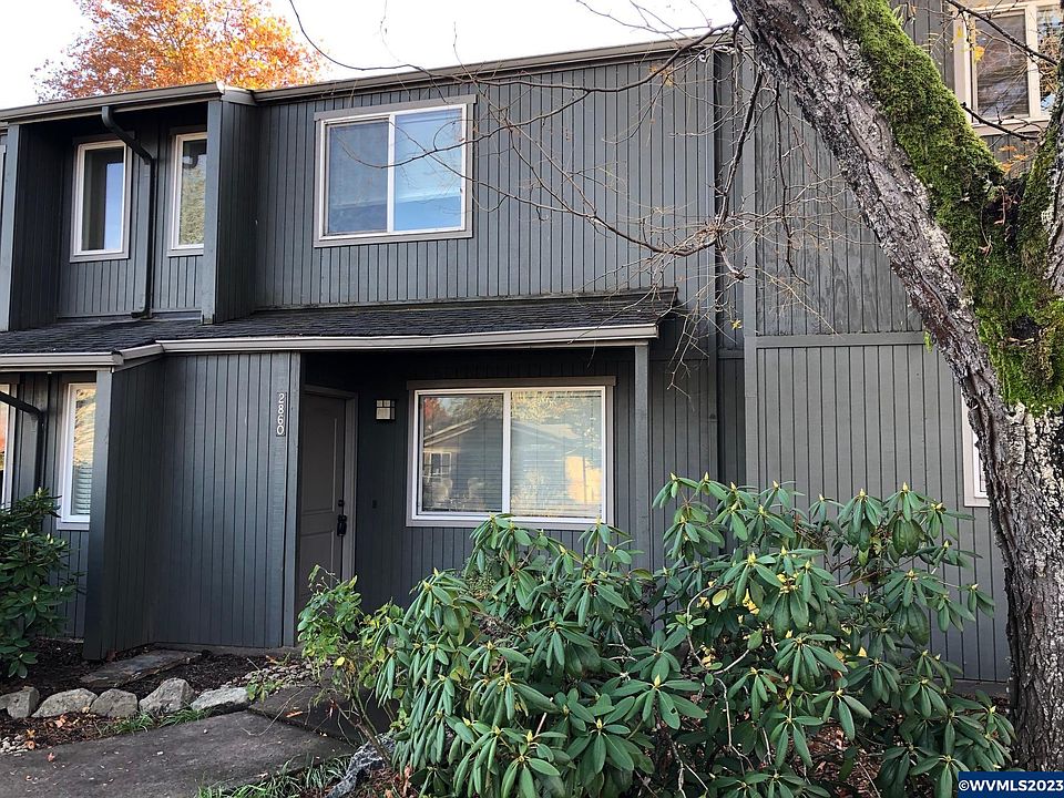 2nd image of 2860 Newton Pl