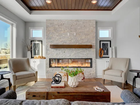 18237 Glacier Way, Lakeville, MN 55044