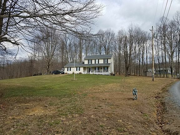 5th image of 70 Quiet Dell Ln