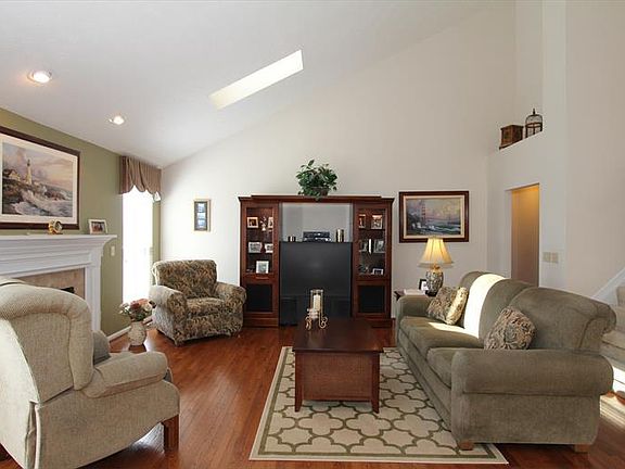 5th image of 6555 Ashmont Pl