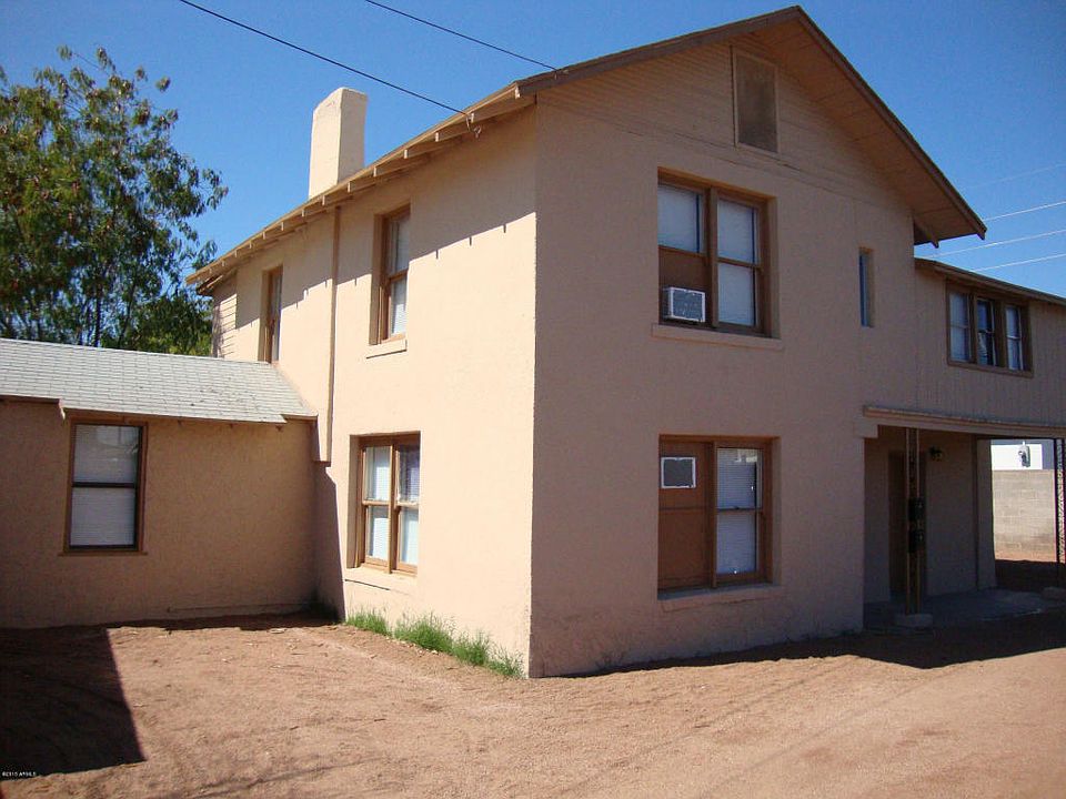 1st image of 406 E Crescent Ave
