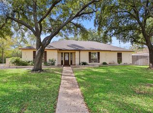 2804 Brothers Blvd, College Station, TX 77845