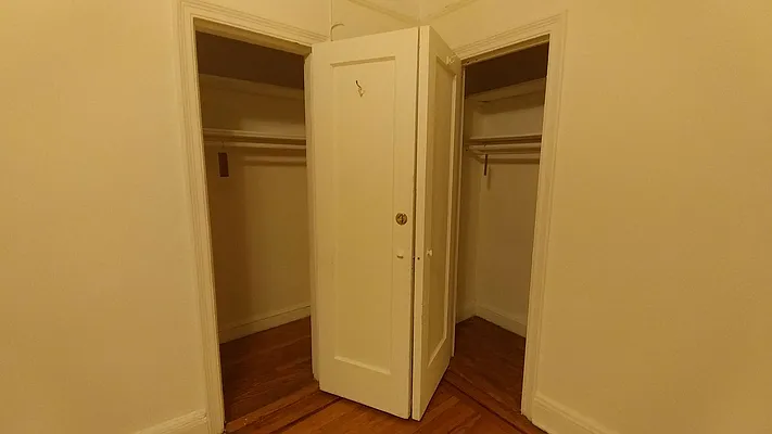 Rented by MTY Group, Inc | media 15