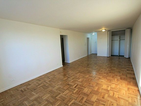 2nd image of 125-10 Queens Blvd #19