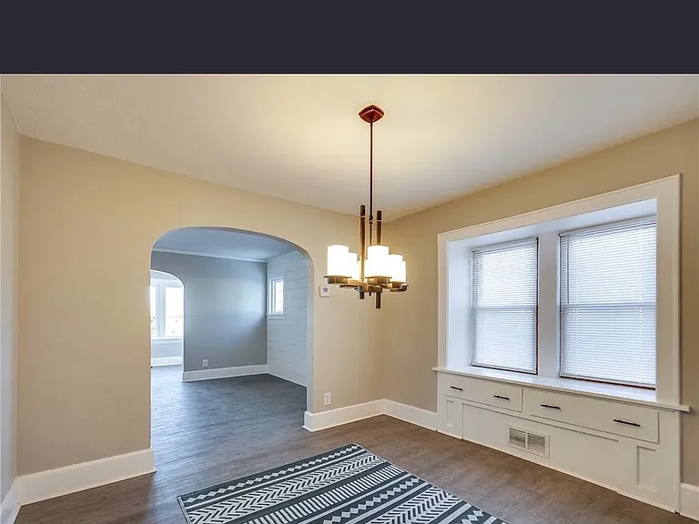 1835 Thornapple Ave — Photo 8