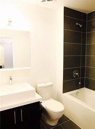 2nd image of 1080 Bay St #4607
