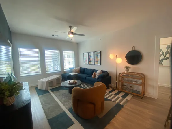 (undisclosed Address), Austin, TX 78744