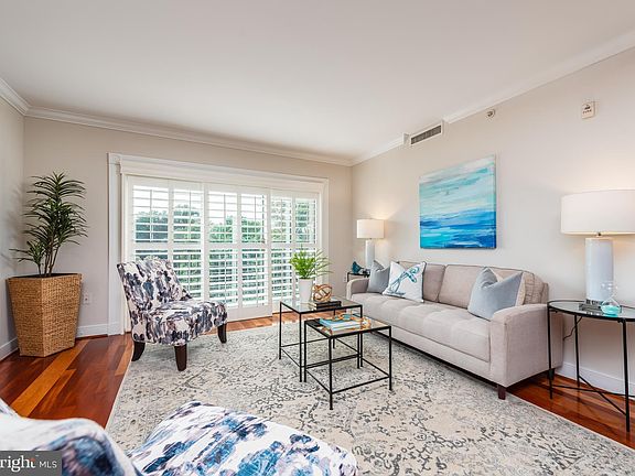 4th image of 5 Park Pl APT 530