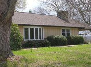 3725 Slate Mills Rd, Sperryville, VA 22740