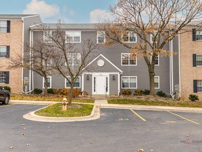 122 E Winchester Rd, Libertyville, IL, 60048