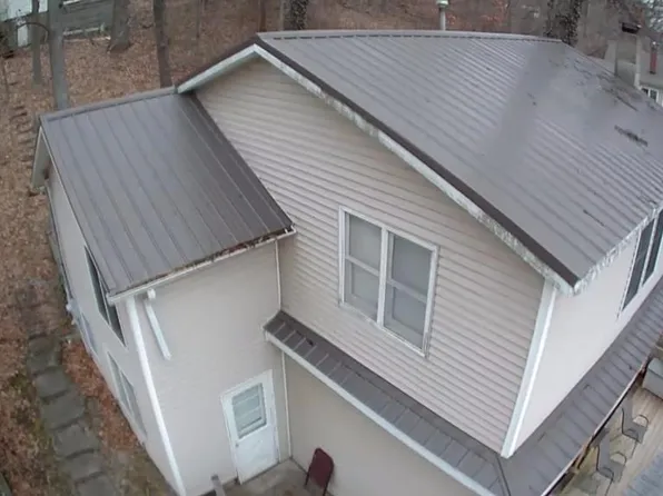 6812 Lake Dr, Hastings, MI 49058