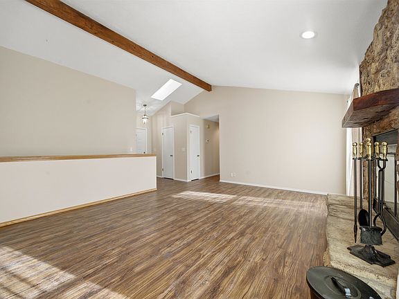 4th image of 11125 W Hardtner St