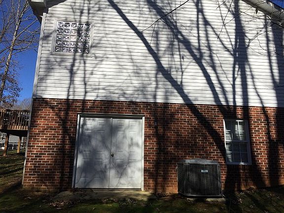 4th image of 420 Branch Ct