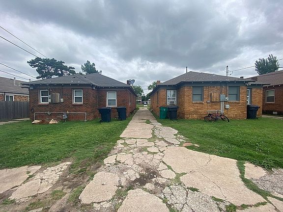 3rd image of 3018 1/2 NW 19th St