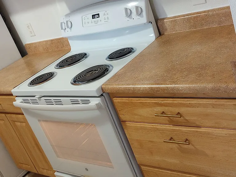 Vessey Park Apartments — Photo 51