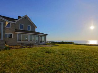 10 Surfside Ave, Cape Elizabeth, ME 04107