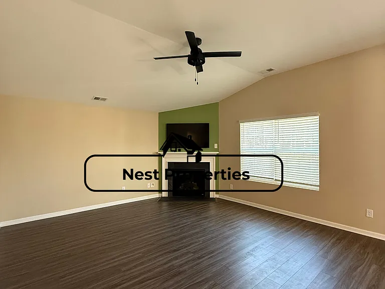 301 Ollivander Ln — Photo 5