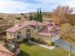 3164 Hampton Rd, Palmdale, CA 93551