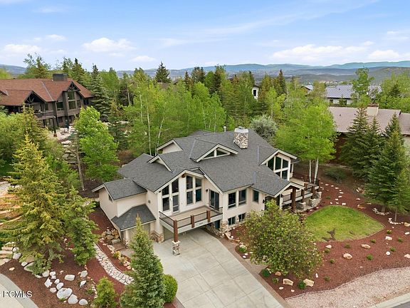 3rd image of 2005 Mahre Dr