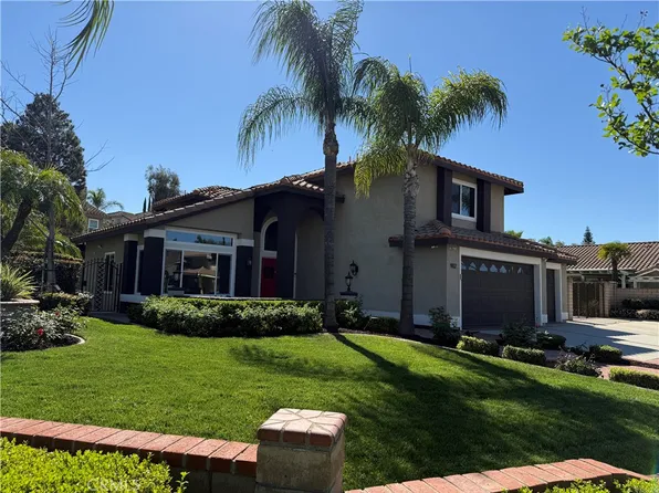 902 Cannon Rd, Riverside, CA 92506