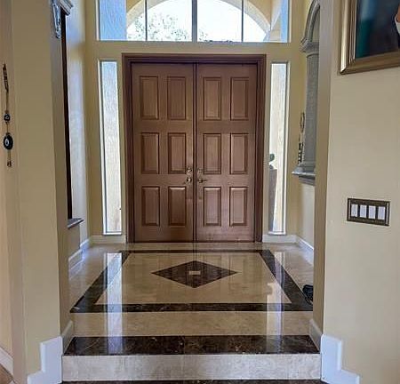 2nd image of 5532 Estate Oak Cir