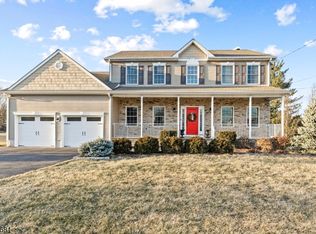 421 Garretson Rd, Bridgewater, NJ 08807