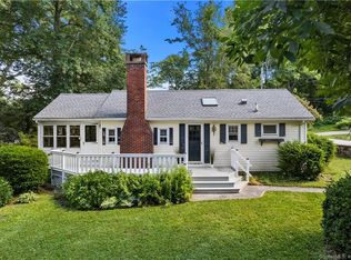 86 Wildwood Rd, Colchester, CT 06415