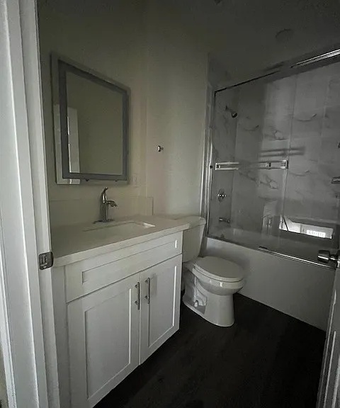 1016-1020 W. 42nd Street — Photo 28