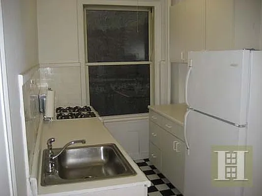 Rented by Halstead Real Estate | media 9