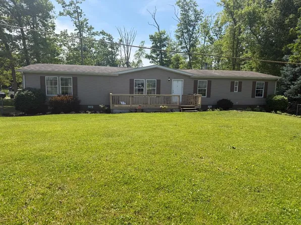 120 Oak Creek Rd, Ghent, WV 25843