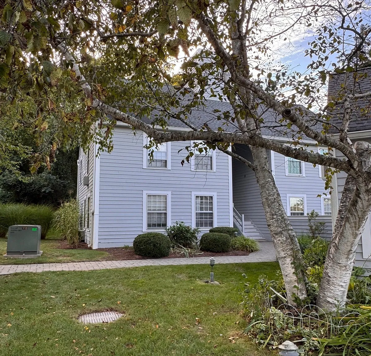 1 bed, 1.0 bath, 933 sqft, $2,100 — Photo 1