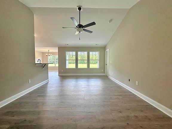 2nd image of 950 Padgett Lane