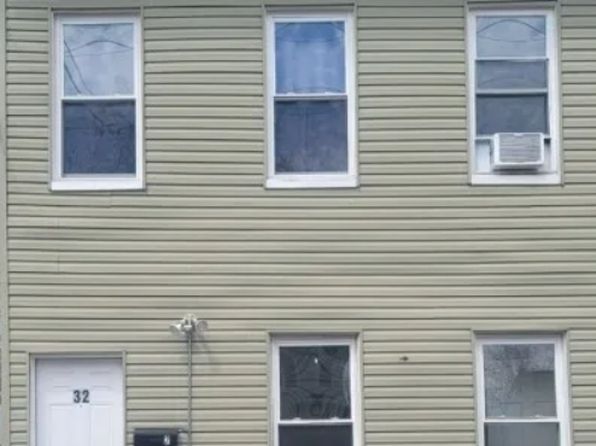 32 Hillman St FLOOR 1