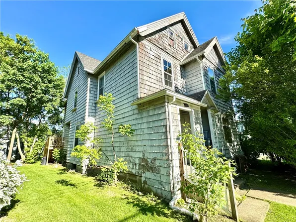 200 Oakwood Ave, Elmira Heights, NY 14903