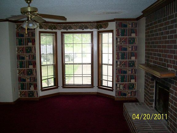 5th image of 4254 Hickory Grove Dr
