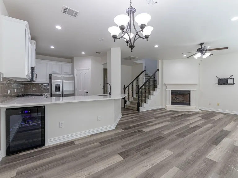 2645 Villa Di Lago Dr #4 — Photo 9
