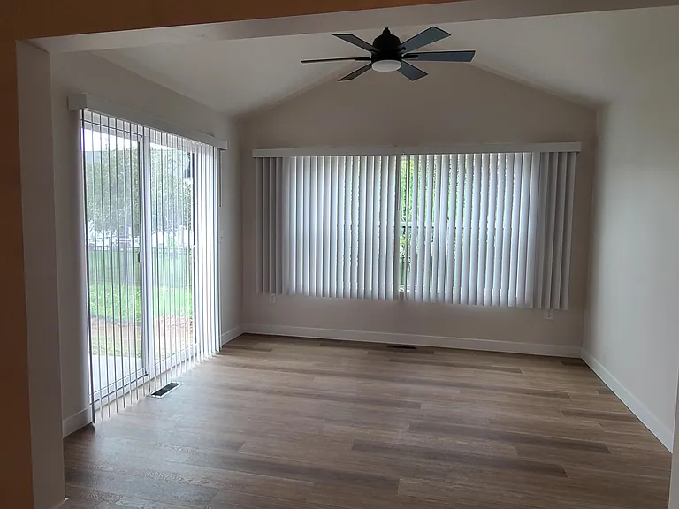 421 Founders Way — Photo 8