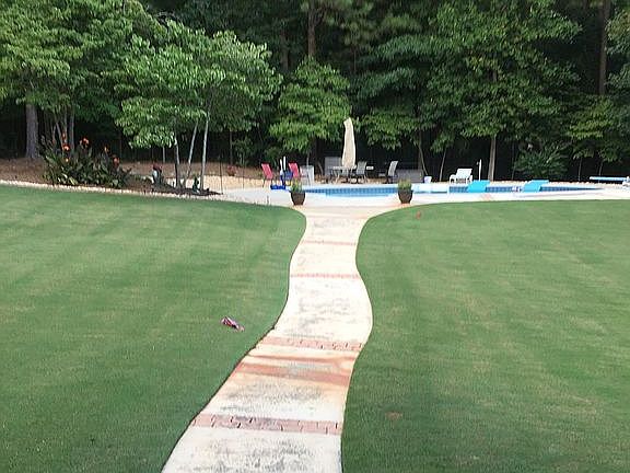 Walkway to pool